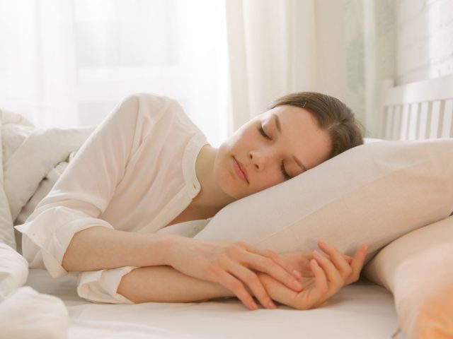 Pourquoi ignorer votre sommeil ruine vos progrès sportifs