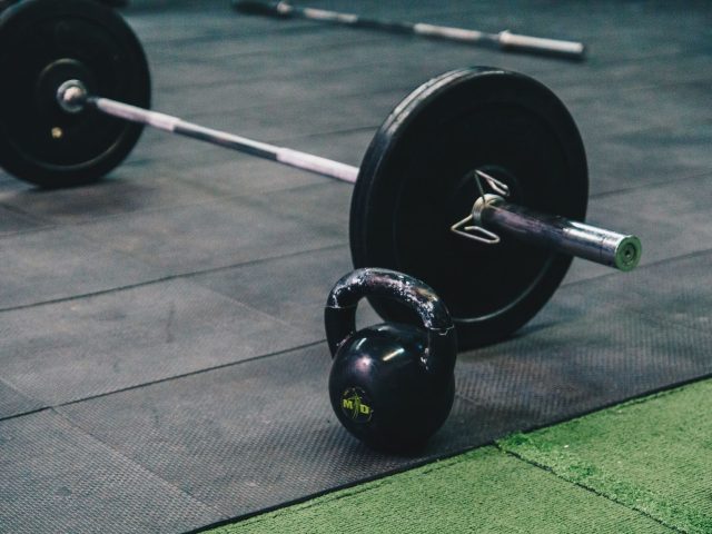 La musculation après 50 ans : une clé pour une vie active et épanouie